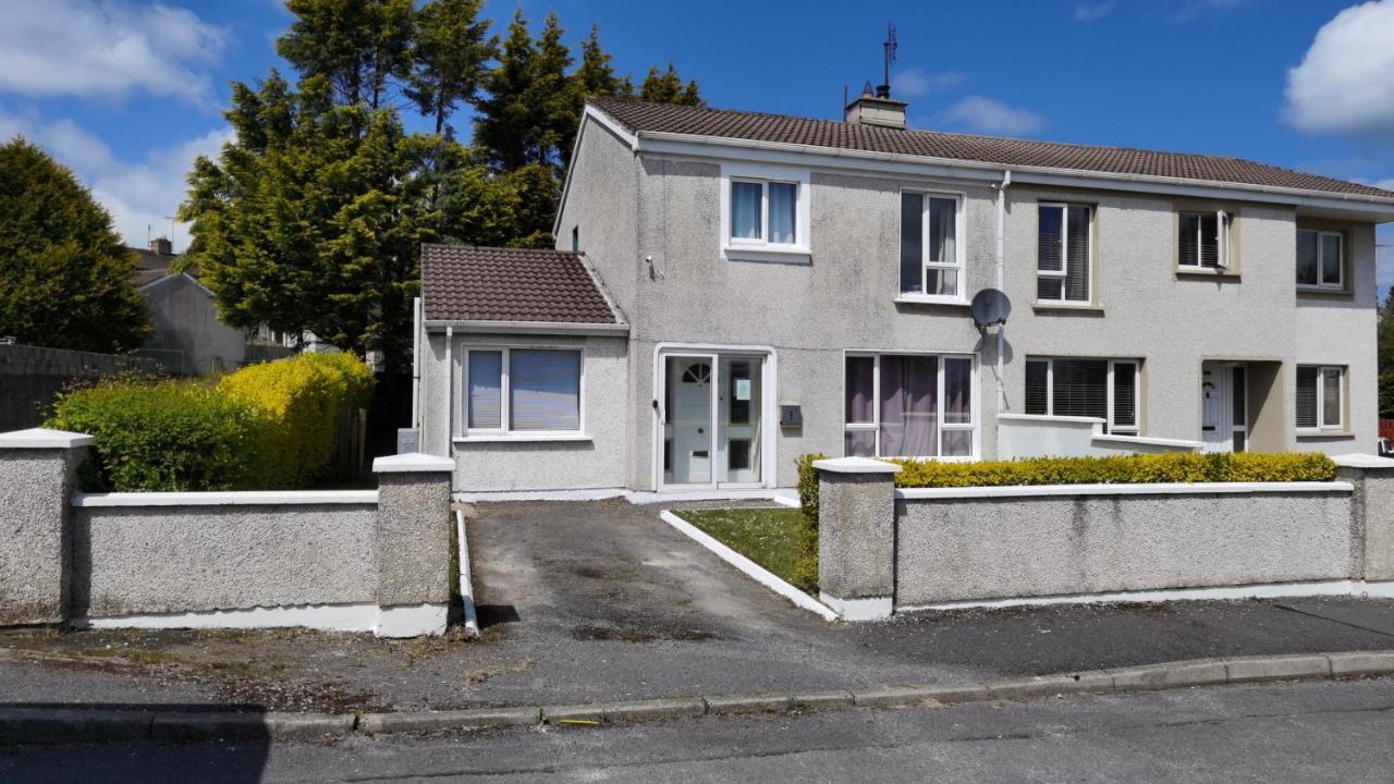 Travelmore Letterkenny Bagian luar foto